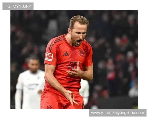 凯恩禁区前摆脱后精准送出直塞,拜仁攻势全面提速 凯恩禁区前摆脱后精准送出直塞,拜仁攻势全面提速